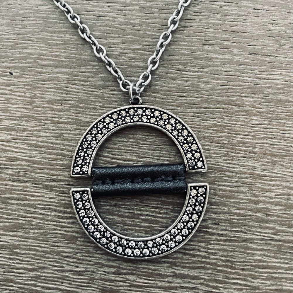 Premier Silver Crystal LeatherโPendantโChainโNecklace